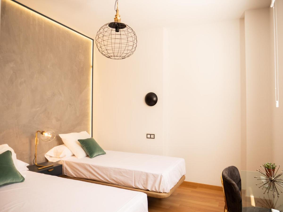 Stylish Apartment In The Heart Of Malaga With Pool Εξωτερικό φωτογραφία