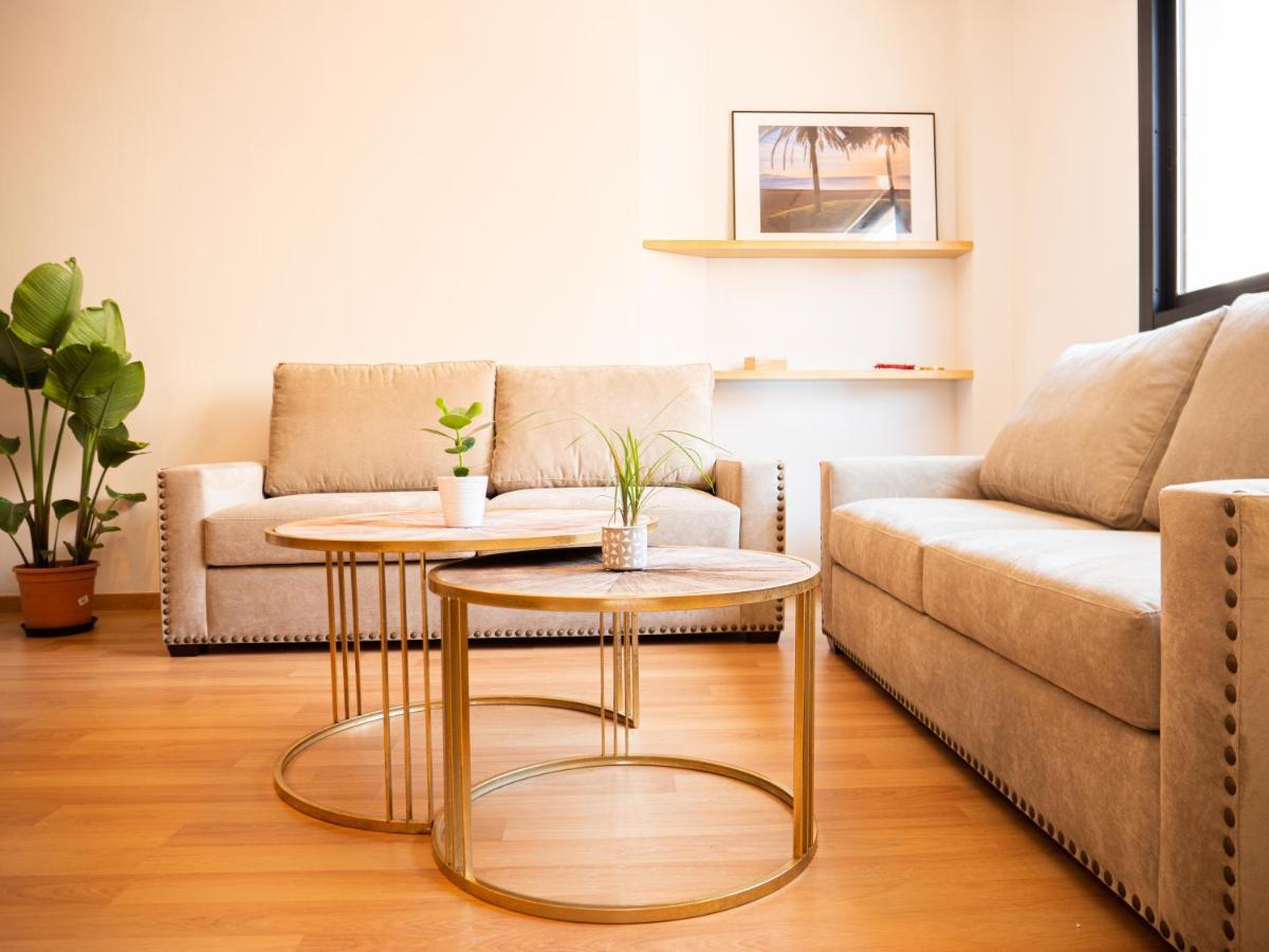Stylish Apartment In The Heart Of Malaga With Pool Εξωτερικό φωτογραφία