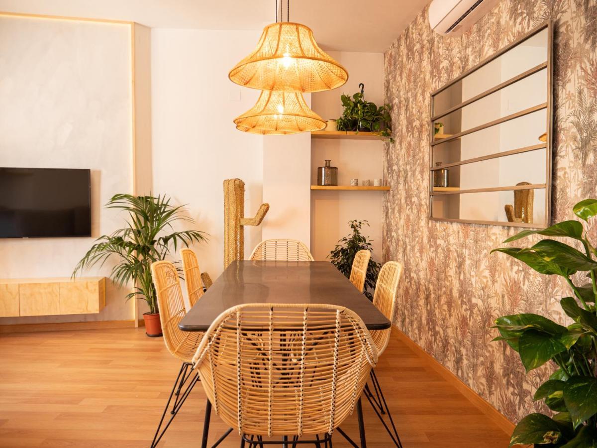 Stylish Apartment In The Heart Of Malaga With Pool Εξωτερικό φωτογραφία