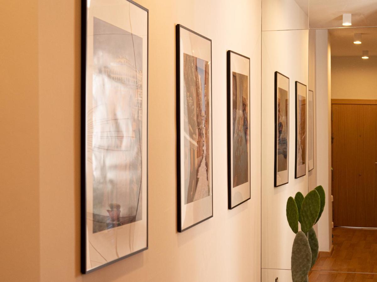 Stylish Apartment In The Heart Of Malaga With Pool Εξωτερικό φωτογραφία