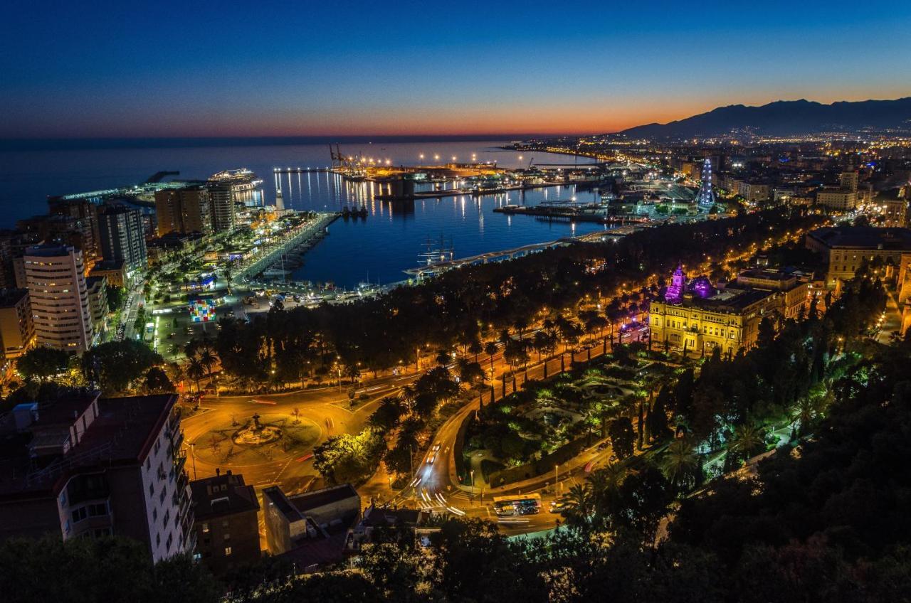 Stylish Apartment In The Heart Of Malaga With Pool Εξωτερικό φωτογραφία
